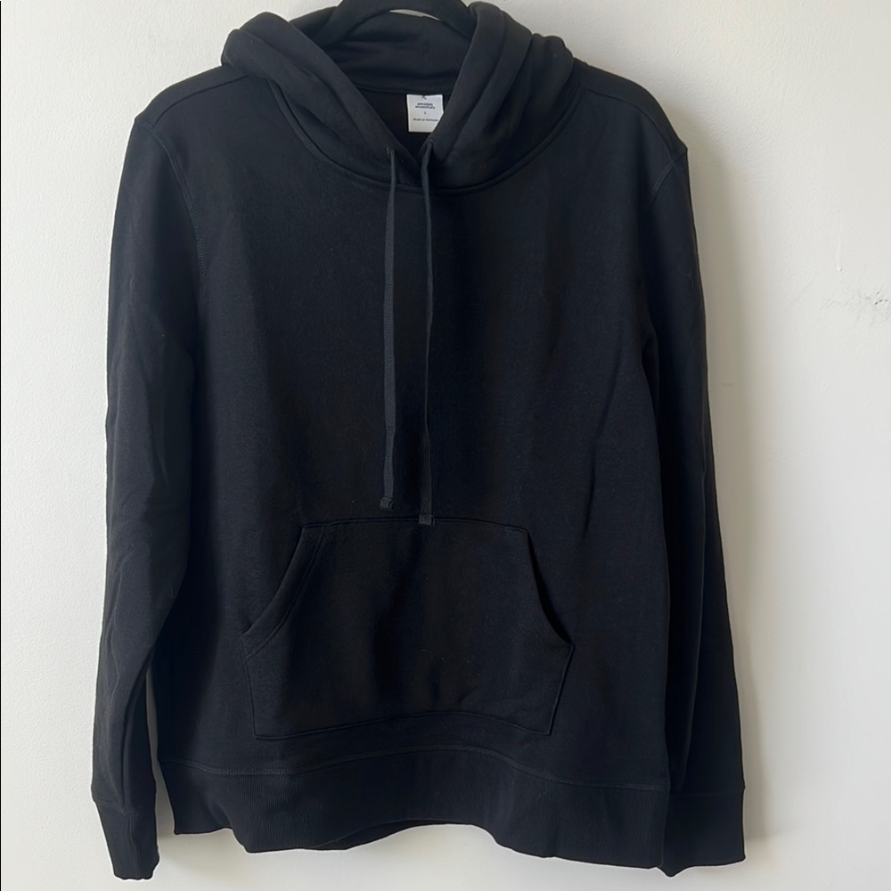 NWT Men's Black Hoodie Sweater - Size Large